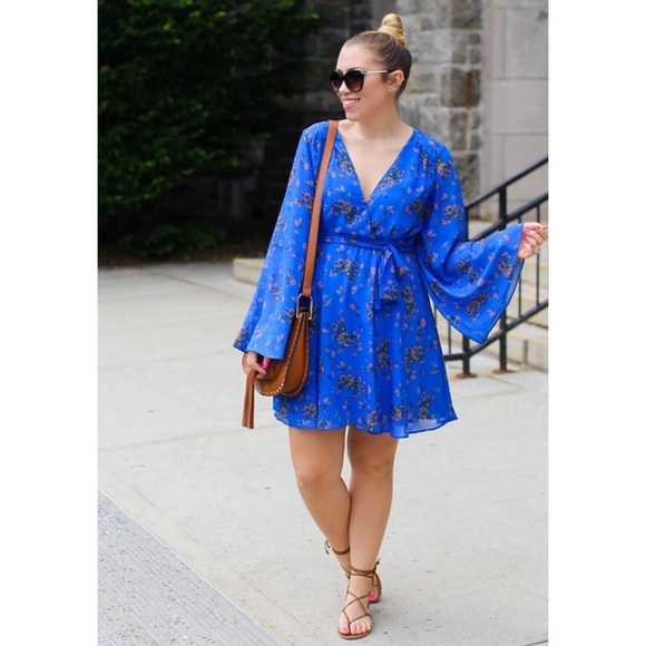 Free People Lilou Printed Bell Sleeve Dress in Cobalt Combo Fairycore Size S - Picture 2 of 13